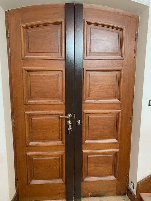 porte d'entrée bois